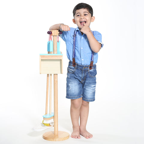 Kid's Wooden Bookshelf